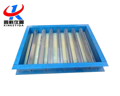 自密實(shí)混凝土刀口約束早期開(kāi)裂試驗模具